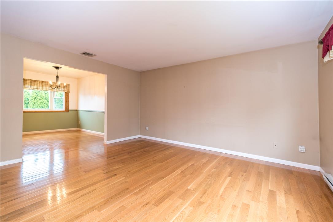 1437 Pearl Street Property Photo 7