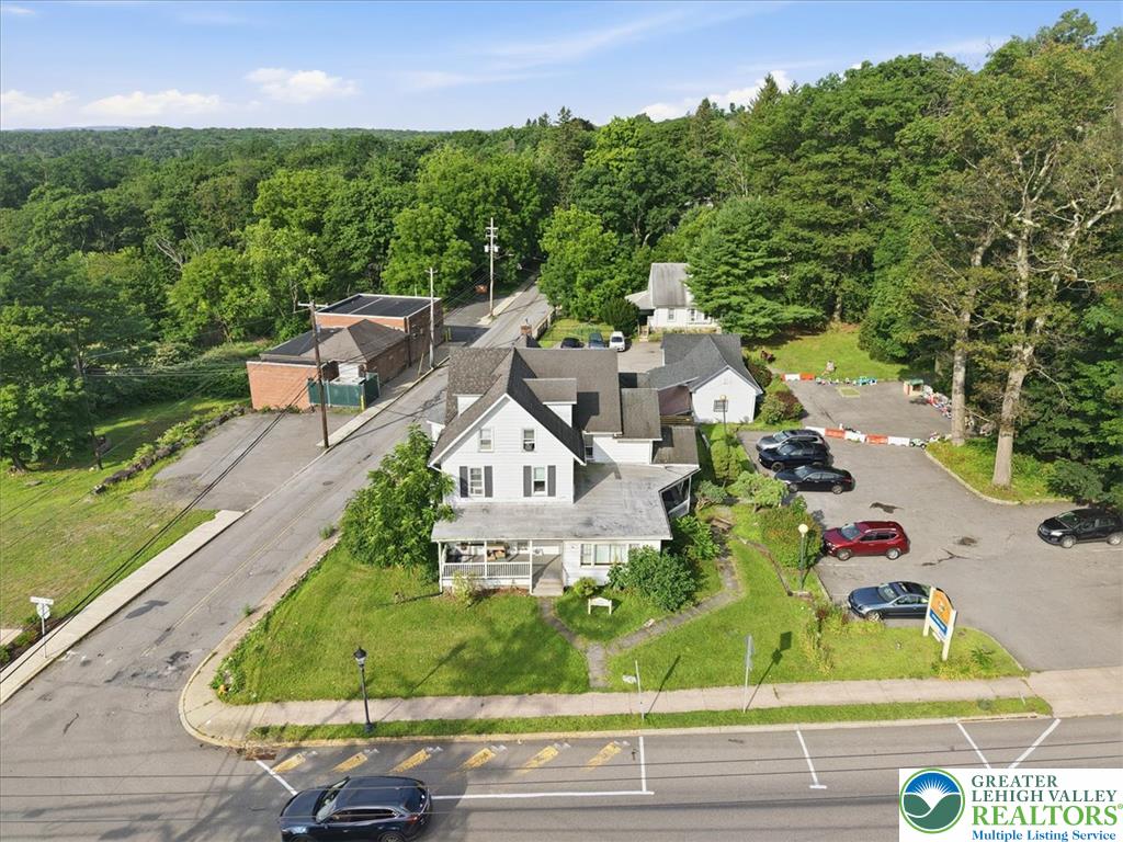 1398 Pocono Boulevard Property Photo 11