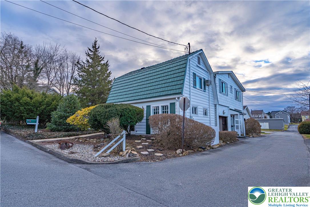 110 Arch Street Property Photo 1