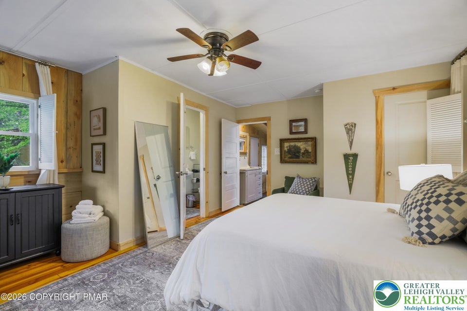 221 John Street Property Photo 9