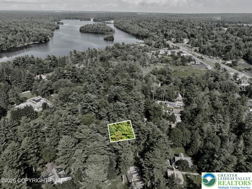 221 John Street Property Photo 28