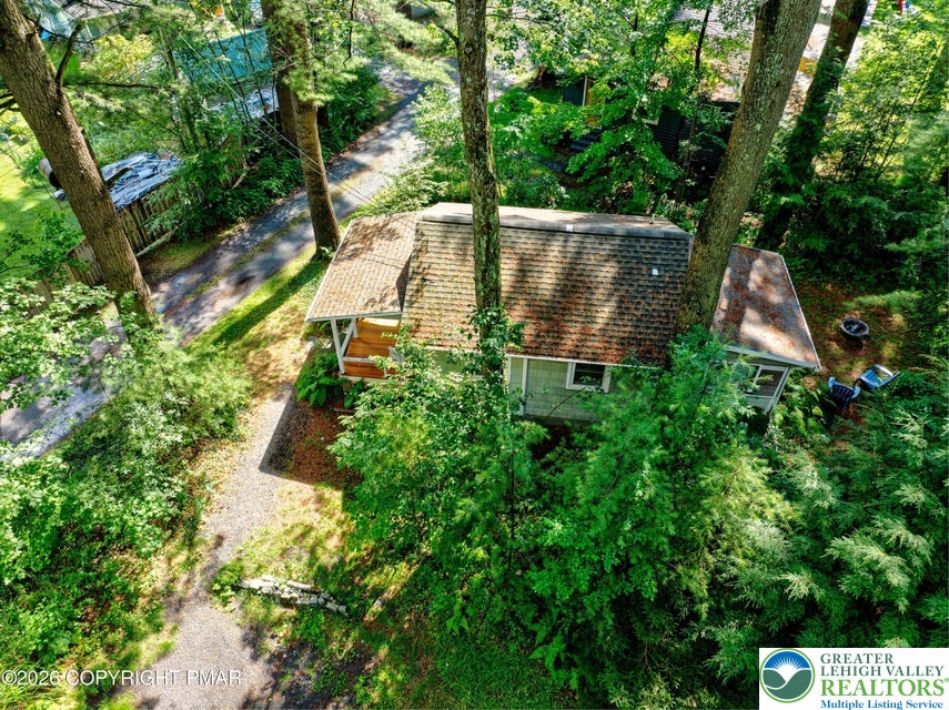221 John Street Property Photo 35