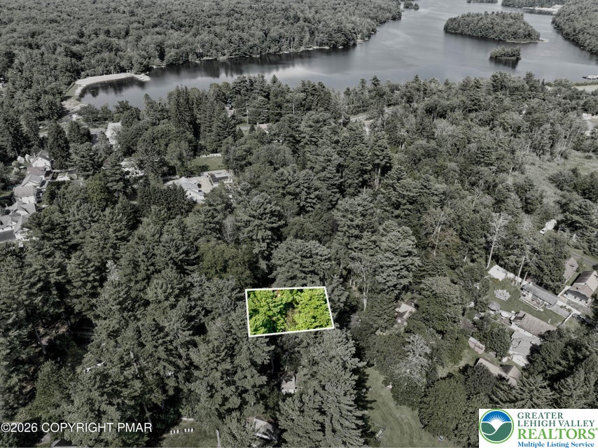 221 John Street Property Photo 36