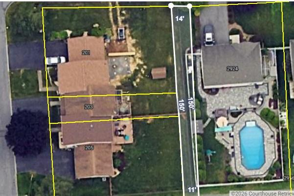 Norton Avenue Property Photo 2