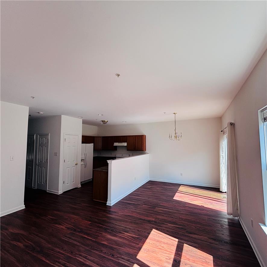 1011 King Way Property Photo 9