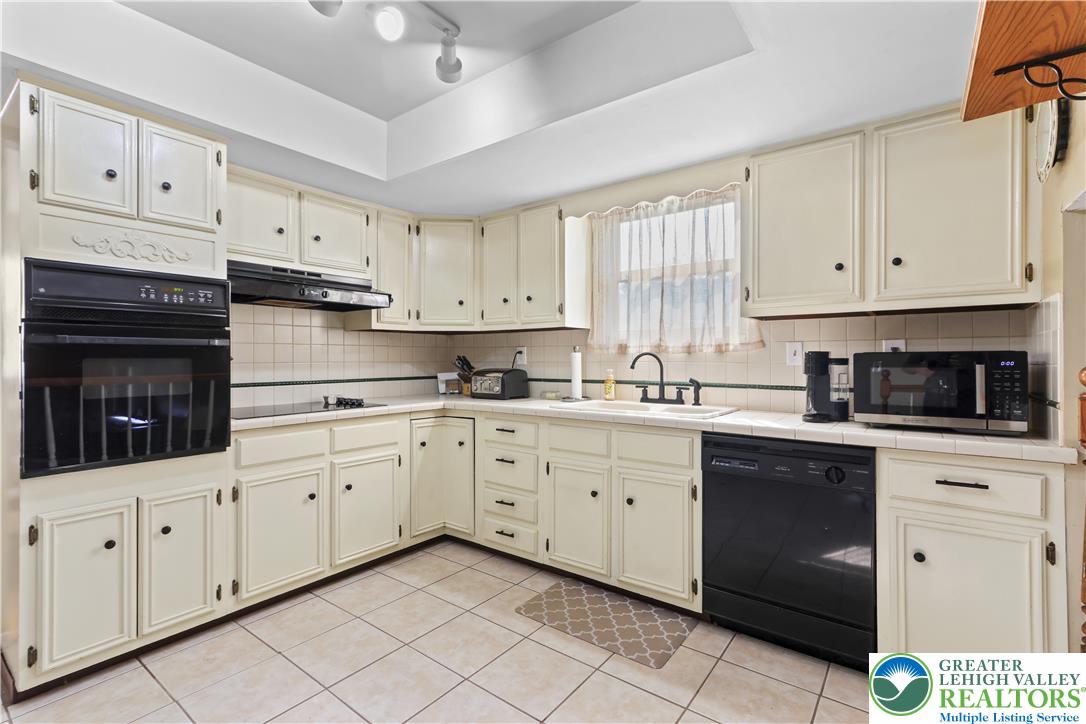 3360 Allen Street Property Photo 24