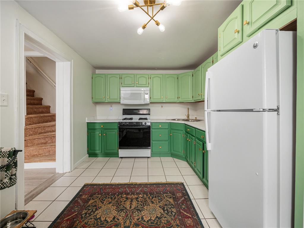 115 2nd Street Property Photo 8
