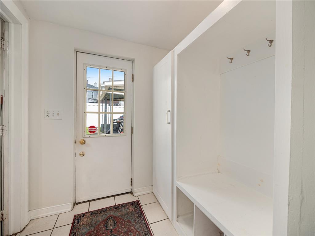 115 2nd Street Property Photo 9