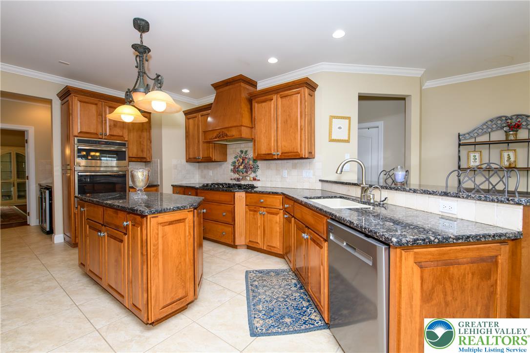 272 Egg Road Property Photo 13