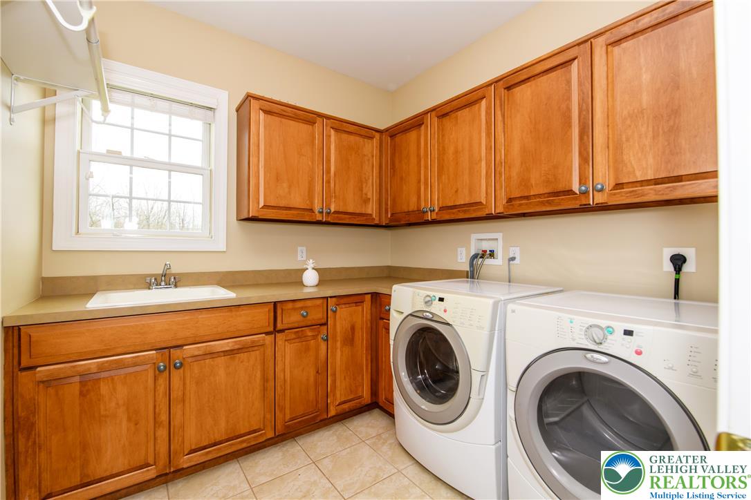 272 Egg Road Property Photo 17