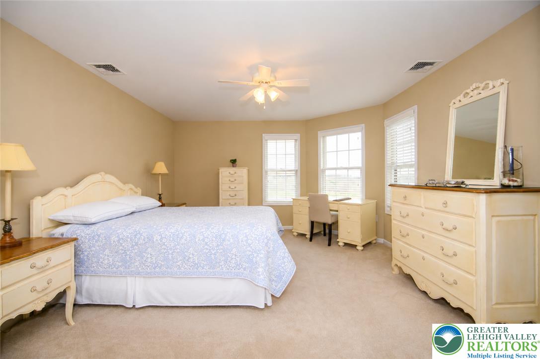 272 Egg Road Property Photo 33