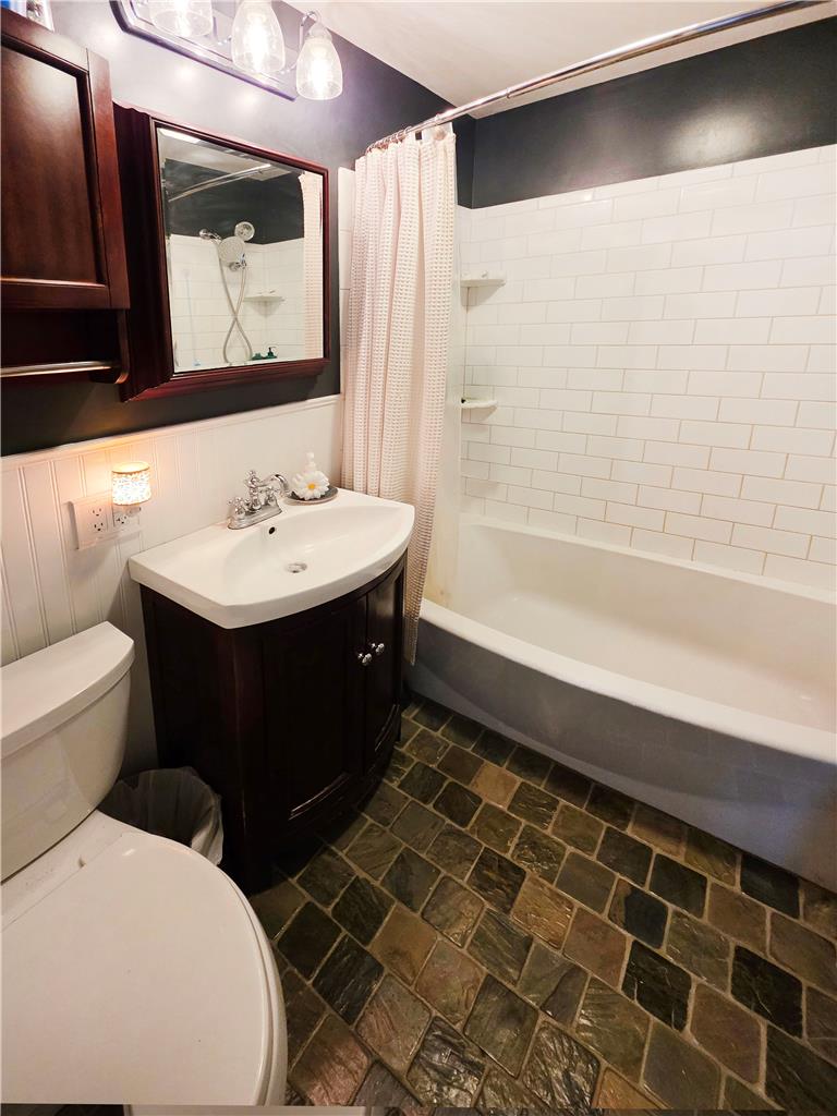 108 Constitution Avenue Property Photo 8
