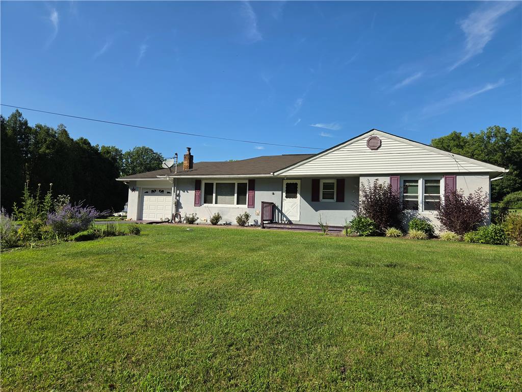 1863 Ringing Rocks Rd. Property Photo 1
