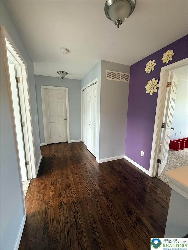4528 Bellflower Way Property Photo 10