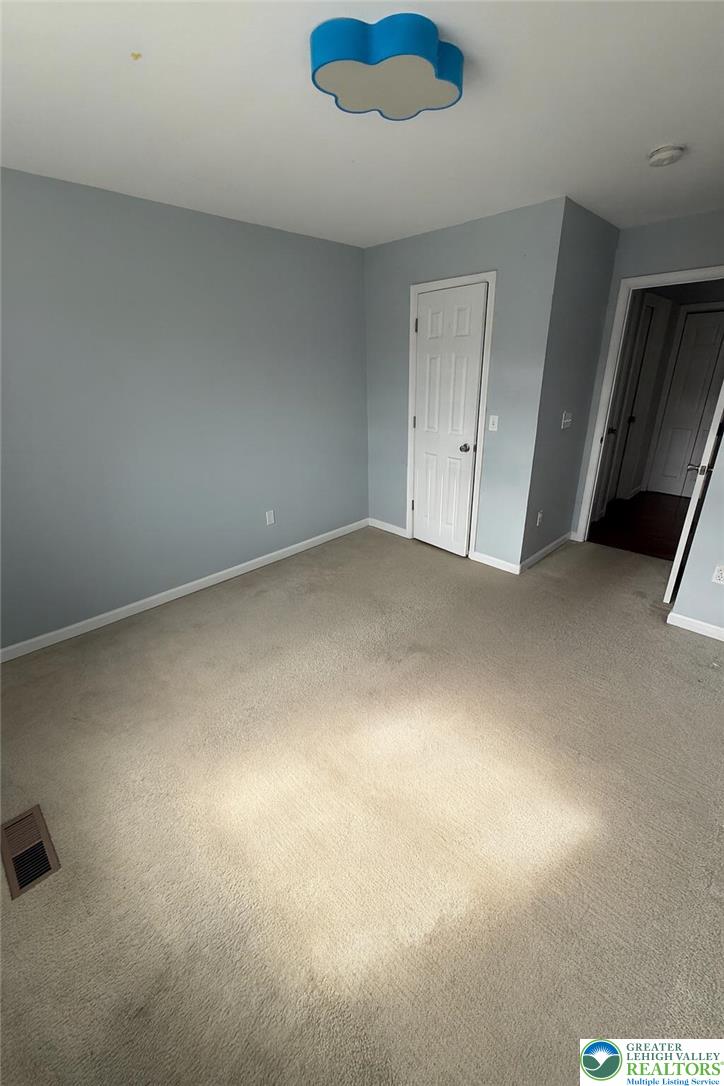 4528 Bellflower Way Property Photo 18