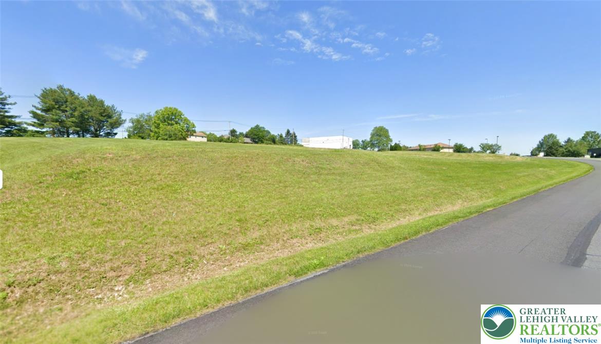 3952 Independence Drive Property Photo 1
