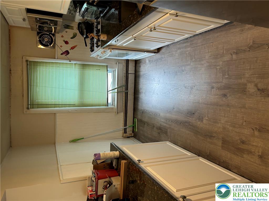 434 Main Street Property Photo 14