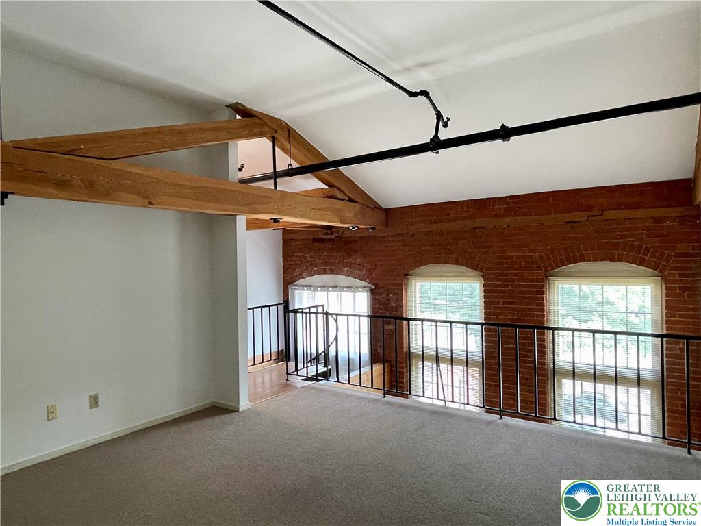101 Race Street 219 Property Photo 14