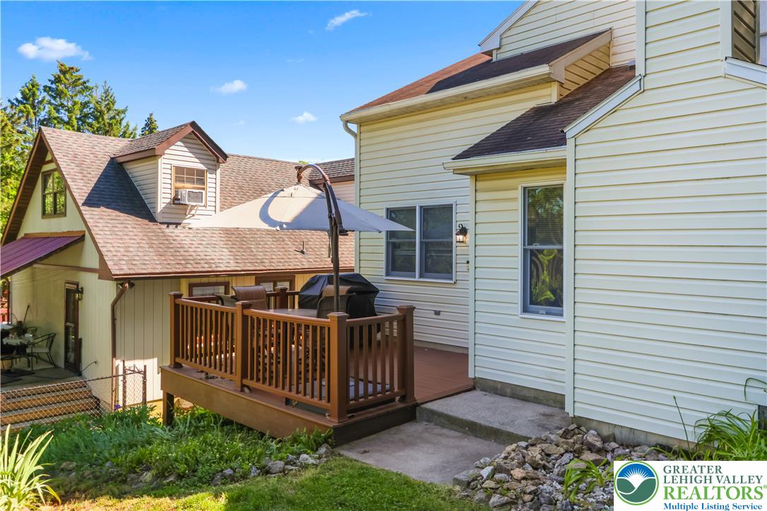 721 Wistar Street Property Photo 3