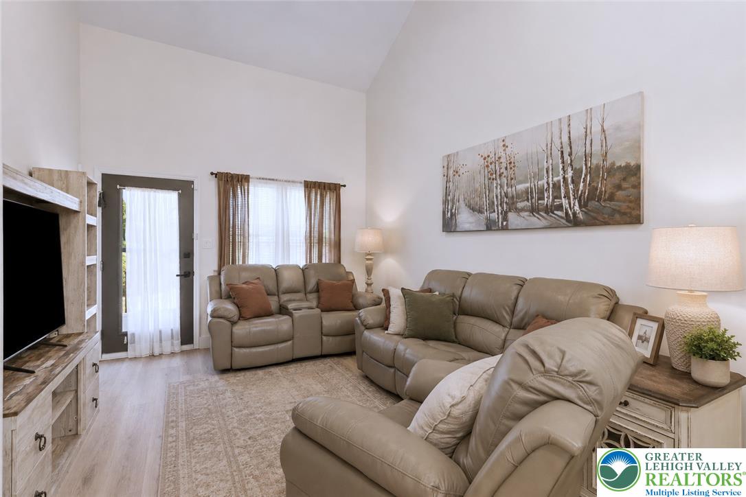 721 Wistar Street Property Photo 6