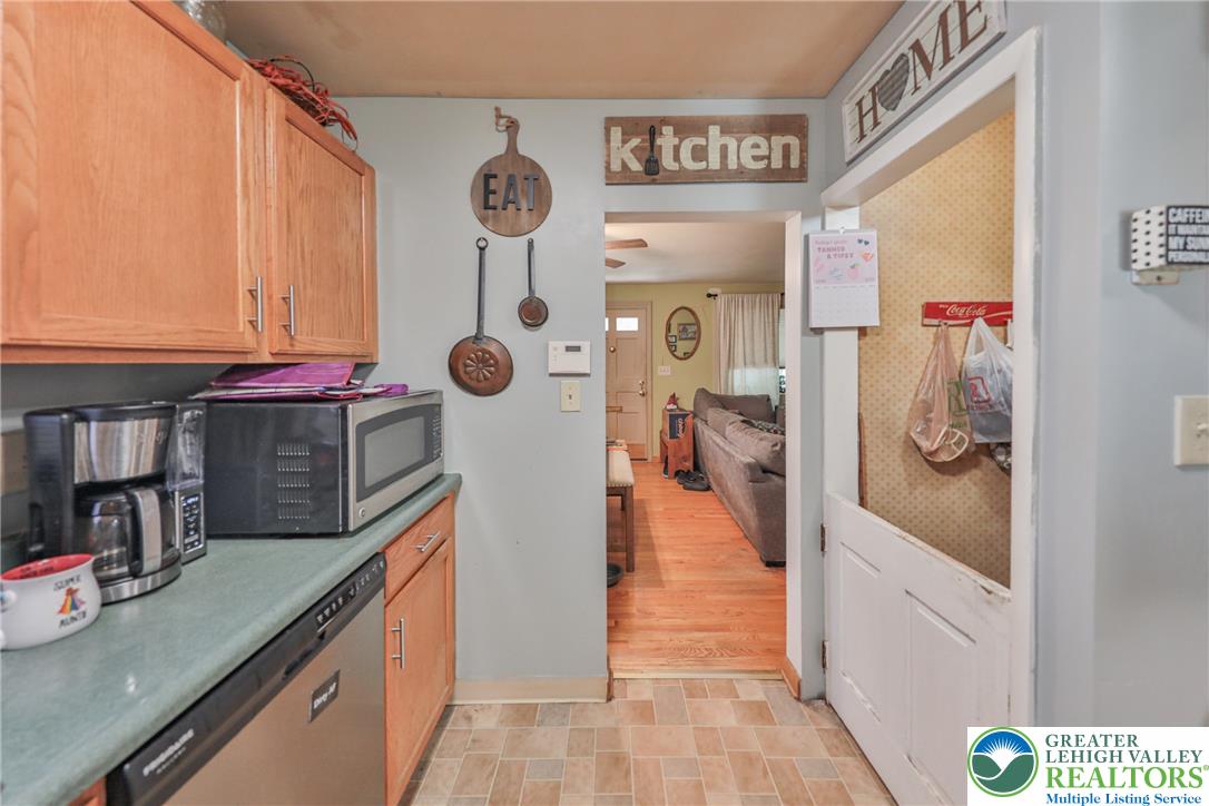 735 North Glenwood Street Property Photo 29
