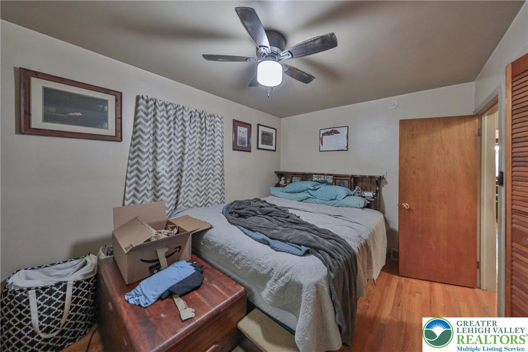 735 North Glenwood Street Property Photo 40