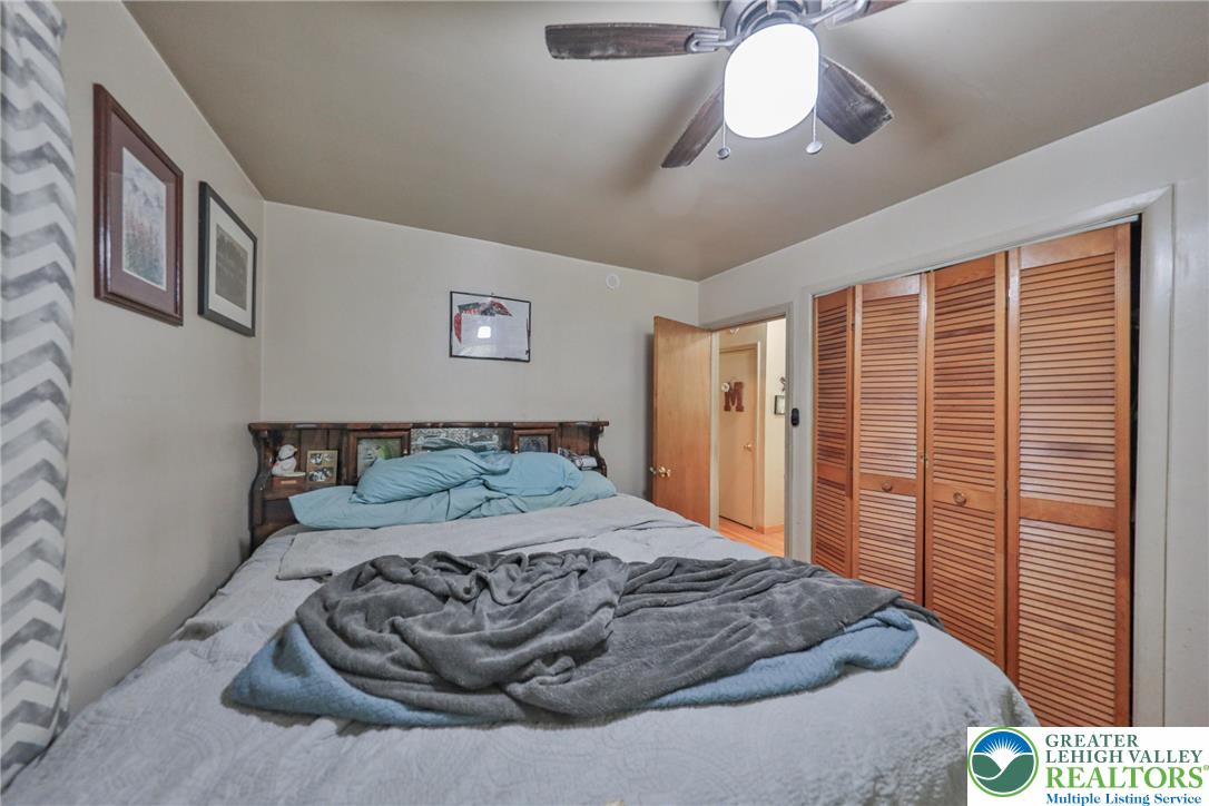 735 North Glenwood Street Property Photo 42