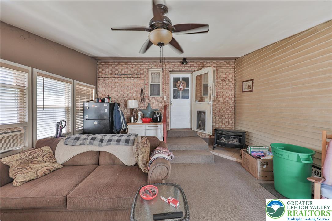 735 North Glenwood Street Property Photo 67