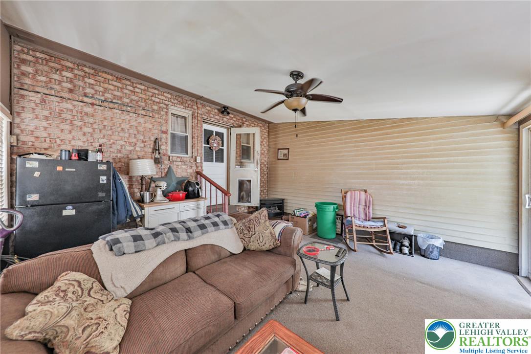 735 North Glenwood Street Property Photo 81
