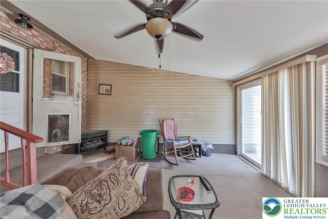 735 North Glenwood Street Property Photo 83