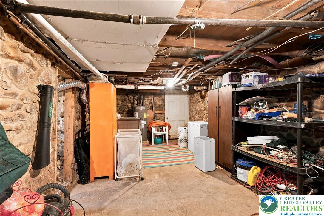 1424 Newport Avenue Property Photo 31