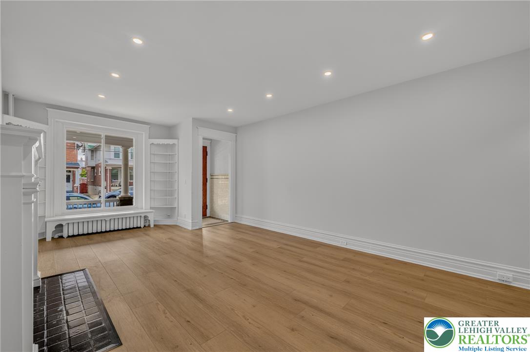 223 17th Street Property Photo 10