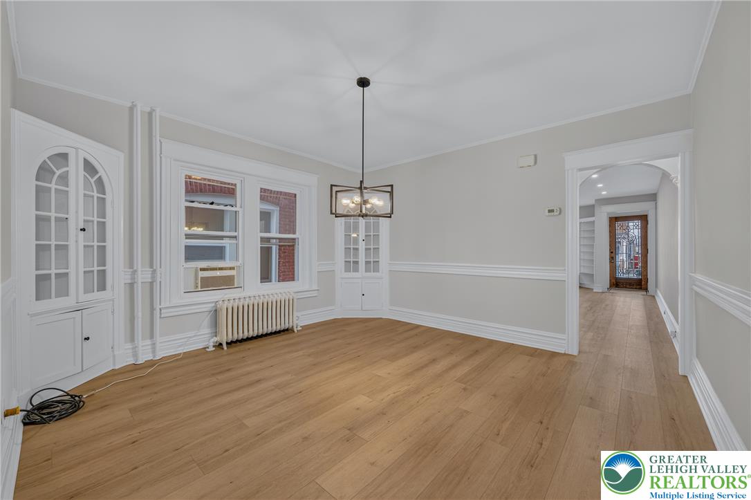223 17th Street Property Photo 13
