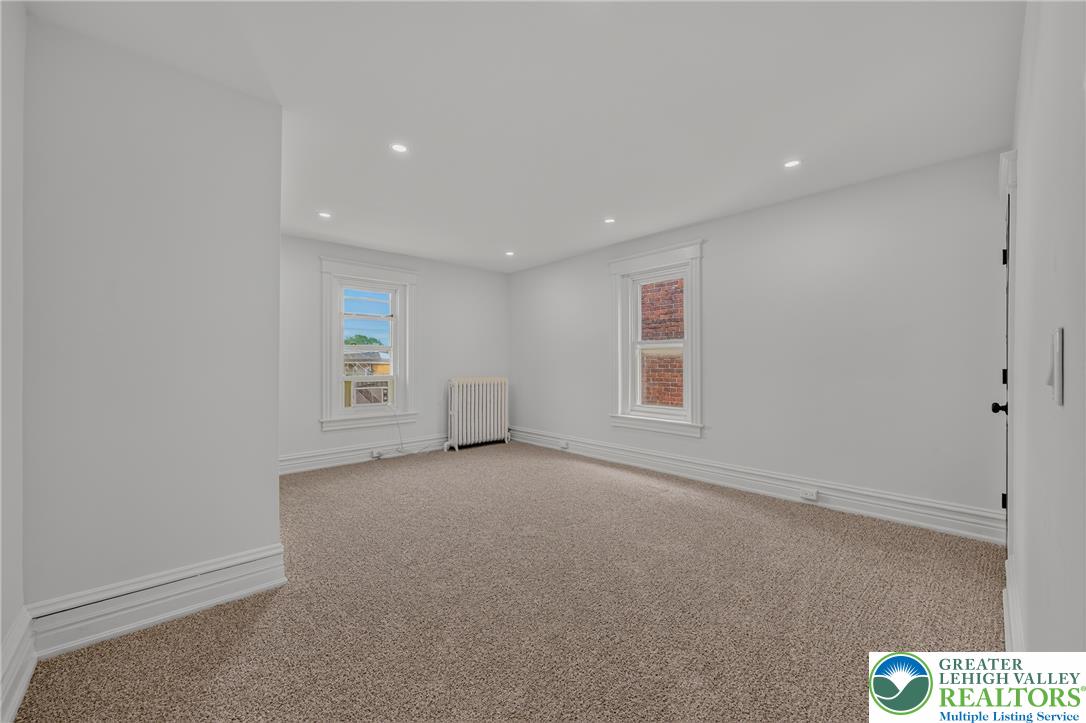 223 17th Street Property Photo 35