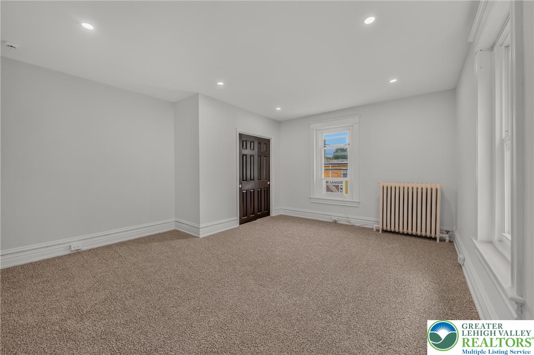 223 17th Street Property Photo 36