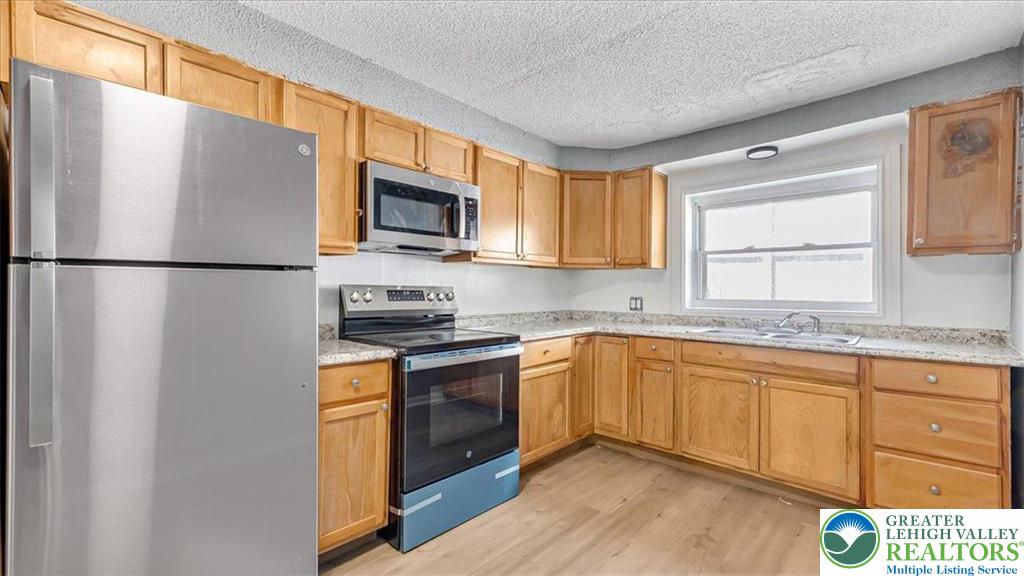 841 Jackson Street Property Photo 13