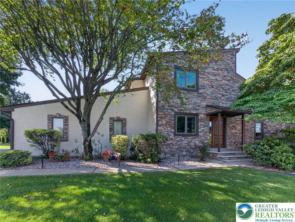 4497 Meadow Drive Property Photo 1
