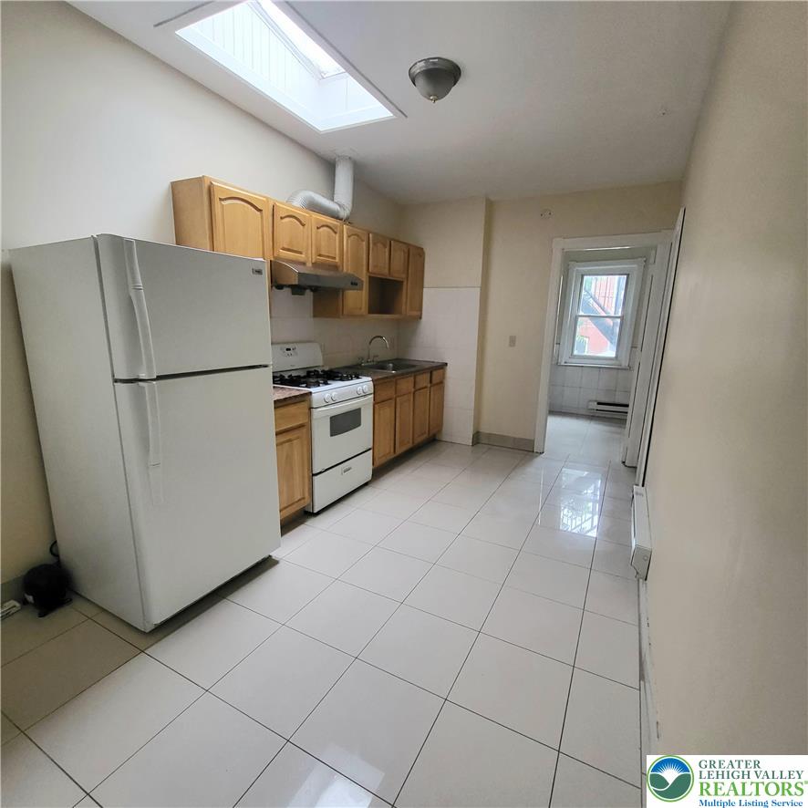 543 North 6th Street 2 Property Photo 4
