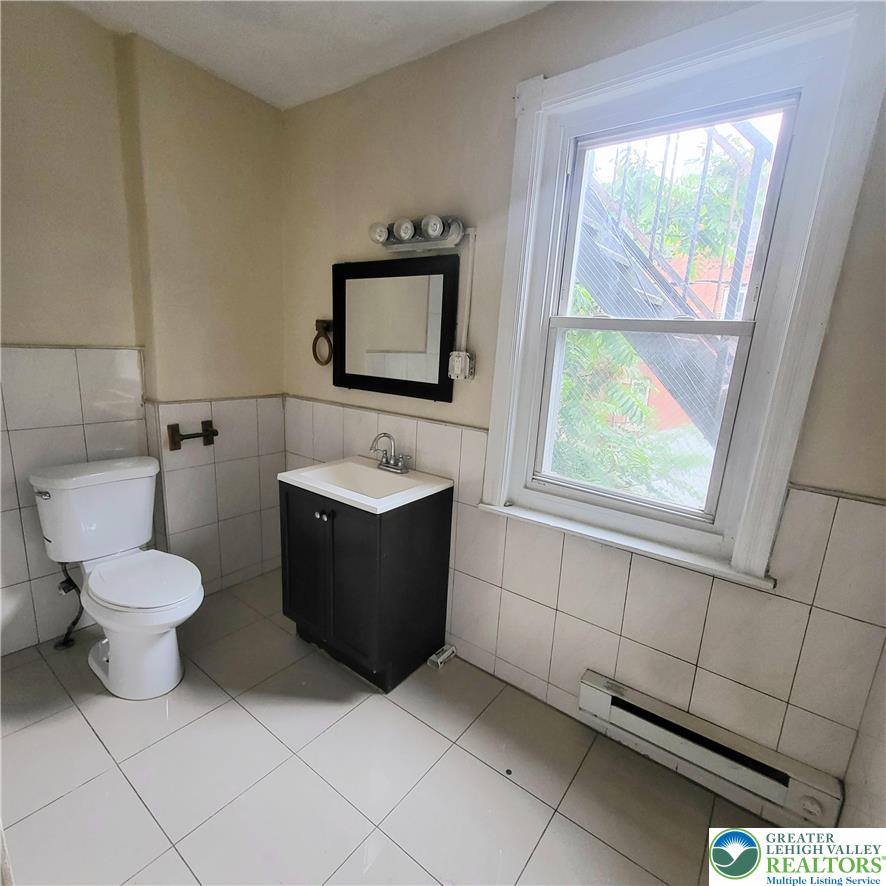 543 North 6th Street 2 Property Photo 9