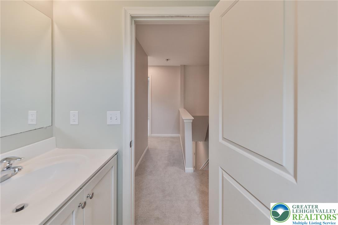 312 Central Park Avenue Property Photo 18