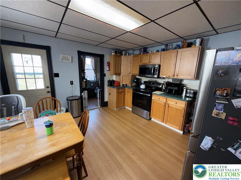 246 East Ludlow Street Property Photo 7
