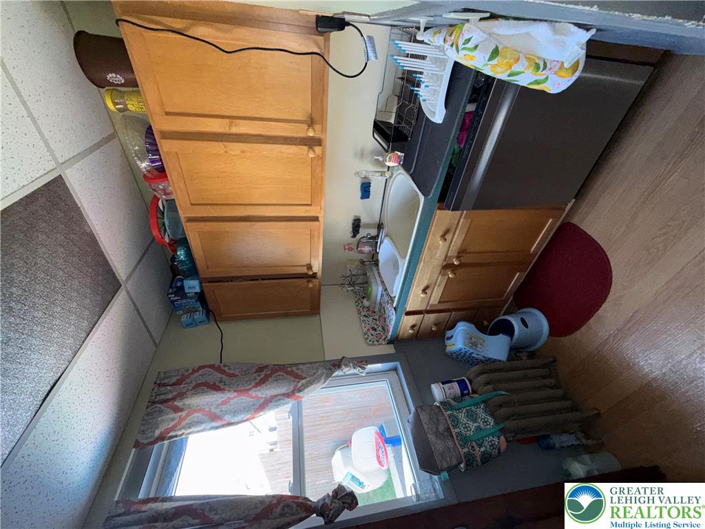 246 East Ludlow Street Property Photo 10