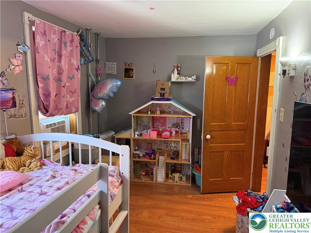 246 East Ludlow Street Property Photo 22