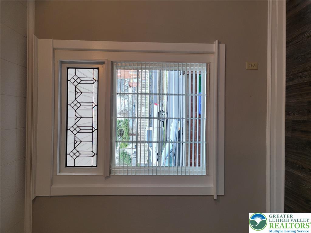 73 West Greenwich Street Property Photo 17