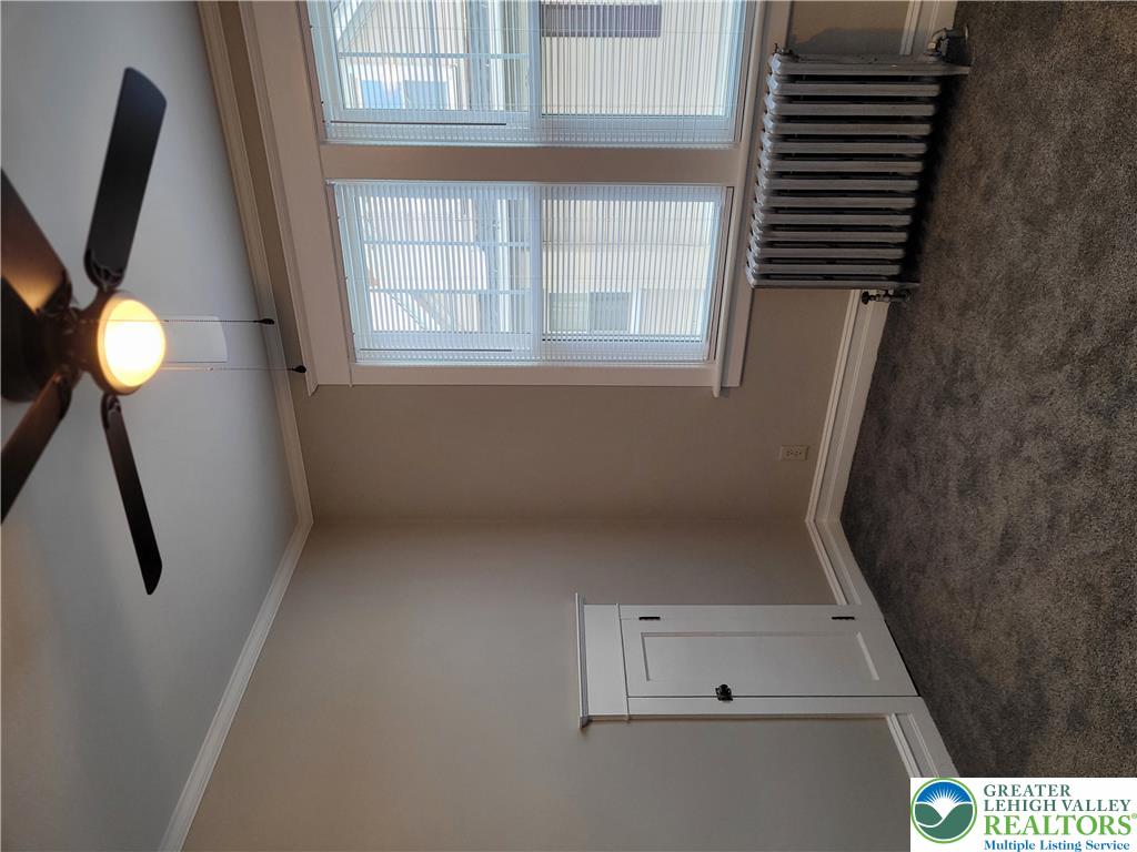 73 West Greenwich Street Property Photo 27