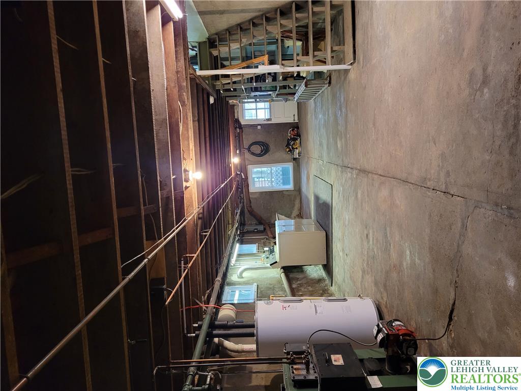 73 West Greenwich Street Property Photo 31