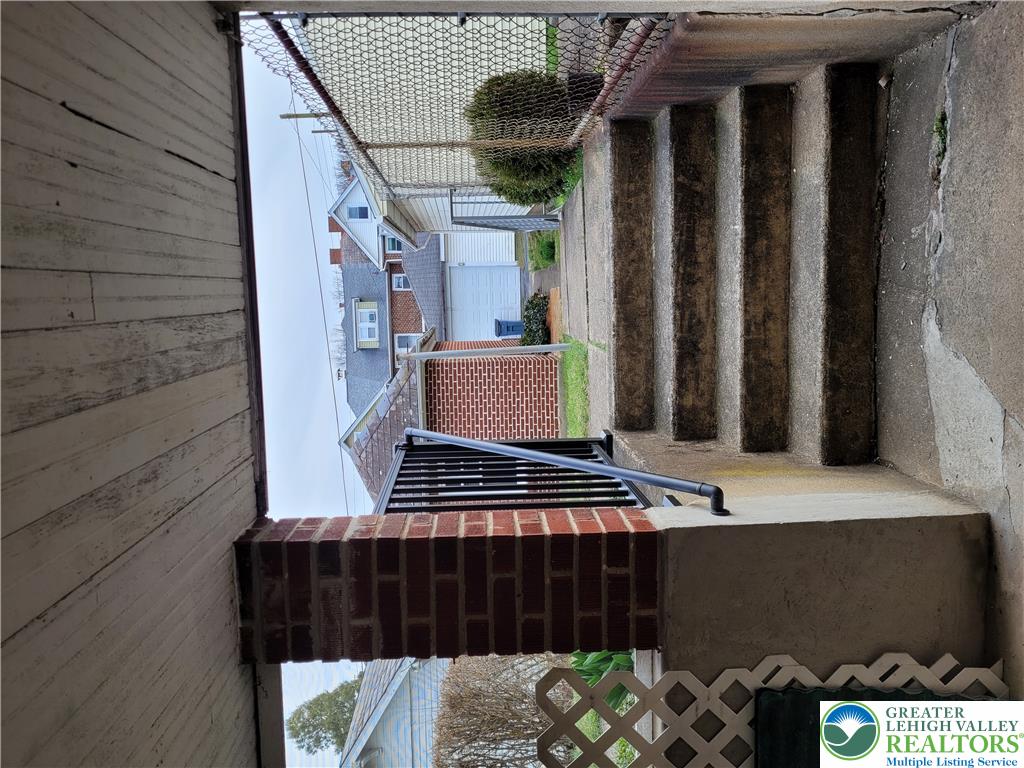 73 West Greenwich Street Property Photo 33