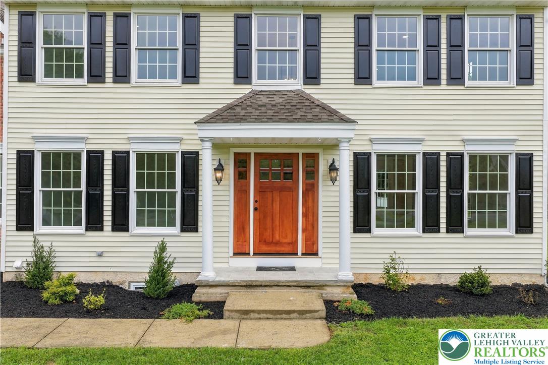 4 Schoolhouse Lane Property Photo 11