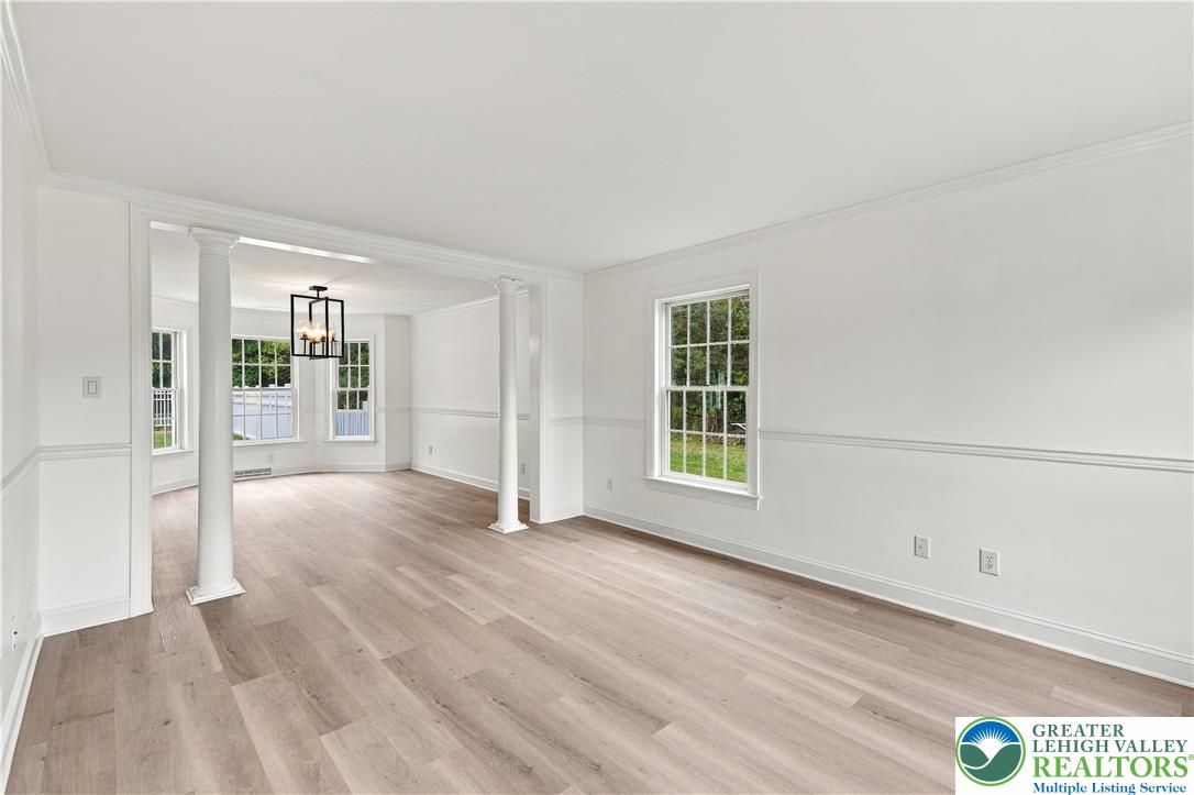 4 Schoolhouse Lane Property Photo 15