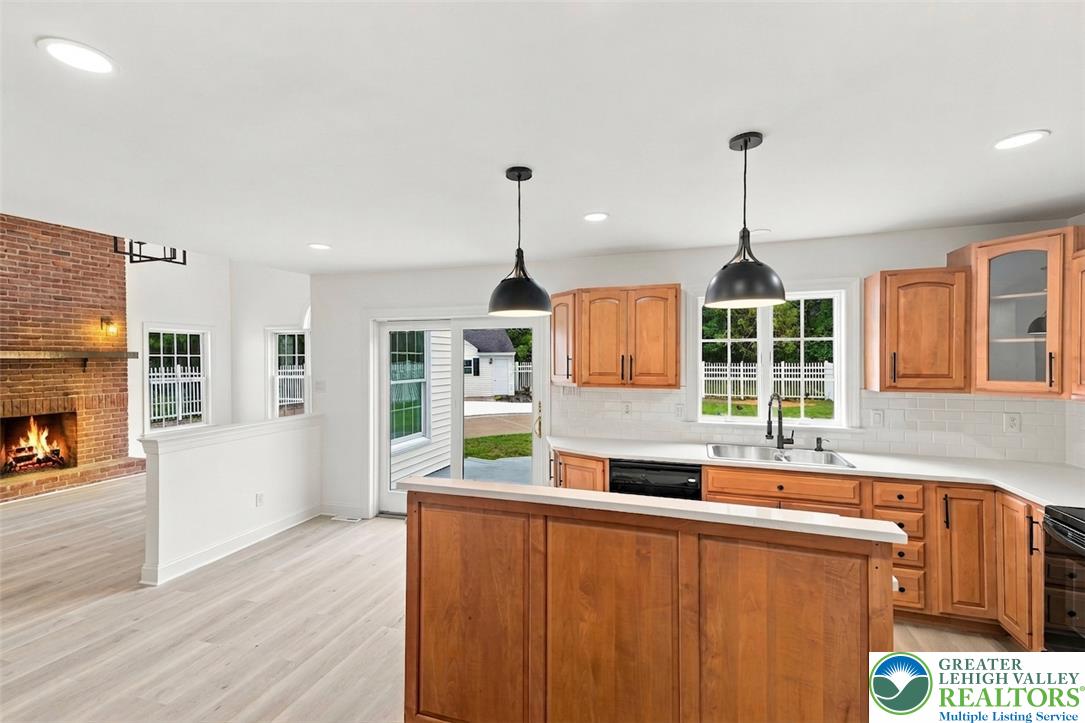 4 Schoolhouse Lane Property Photo 29